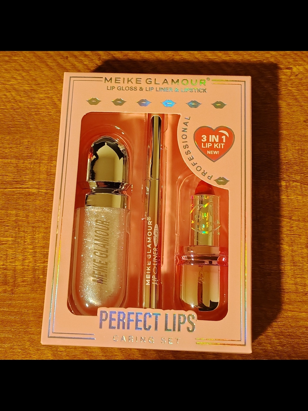 Glamour 3-in-1 Lip Kit — Shimmery Pink & Gold